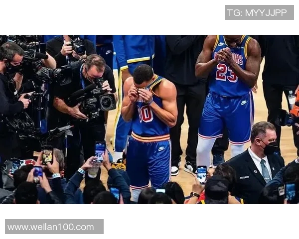 足球明星身弱背后的故事与挑战揭示了运动员的脆弱与坚韧